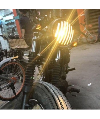 Runder Motorradscheinwerfer mit Kühlergrill vous aussi creer 